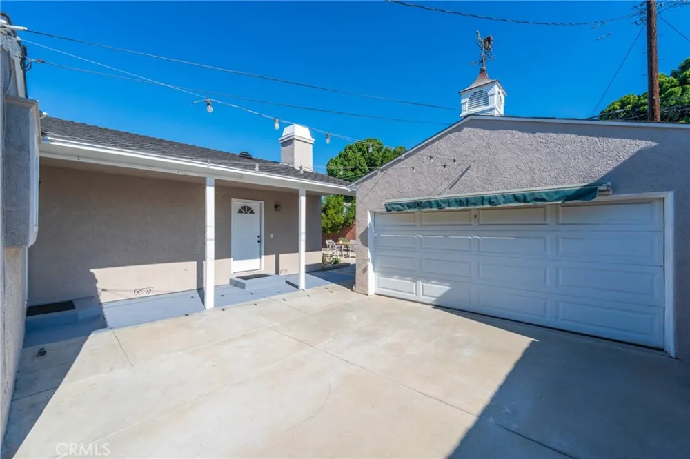 5157 E Harco Long Beach, CA 90808