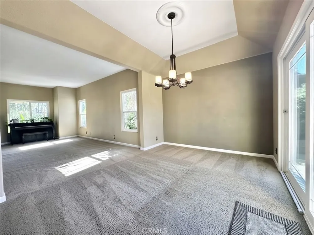 42079 Humber Drive Temecula, CA 92591