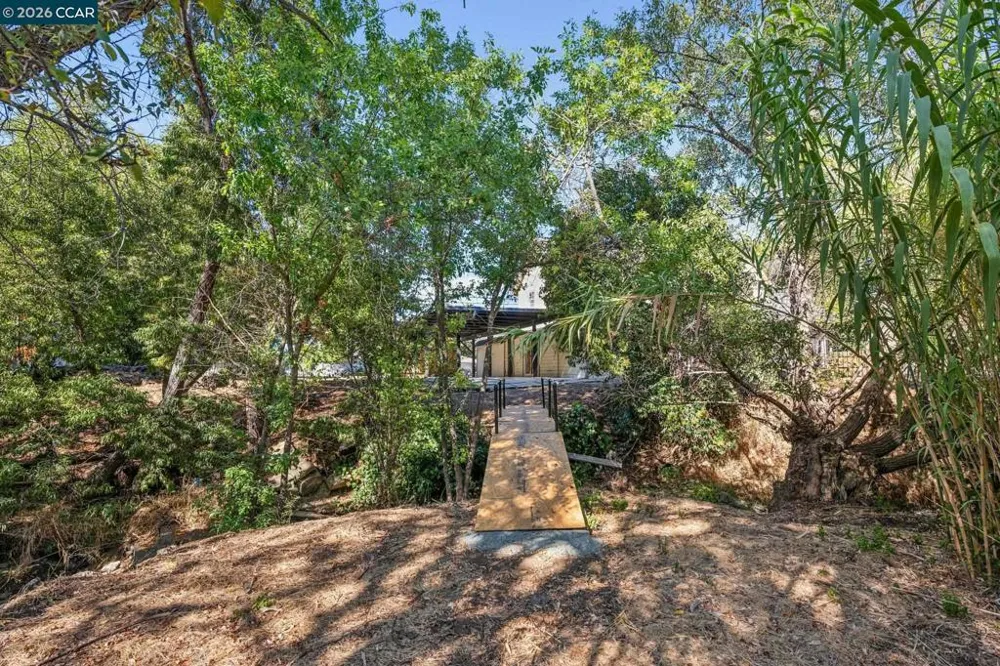 3386 Cowell Rd Concord, CA 94518