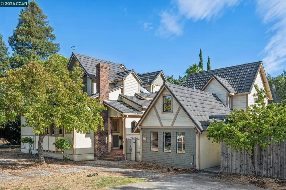 3386 Cowell Rd Concord, CA 94518