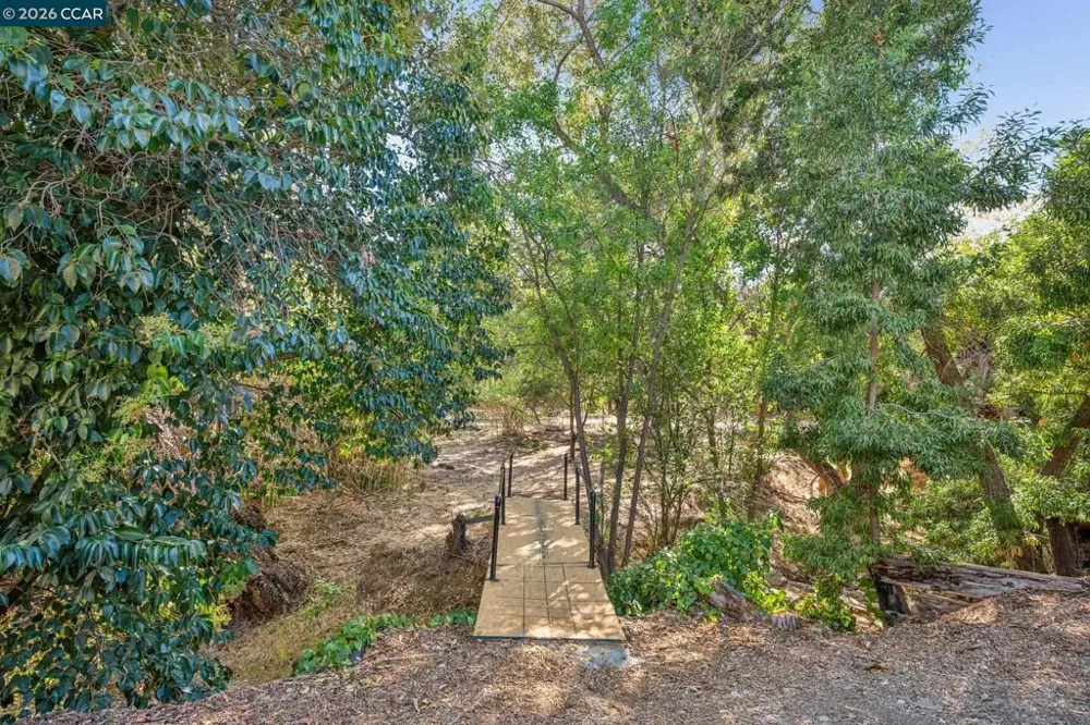 3386 Cowell Rd Concord, CA 94518