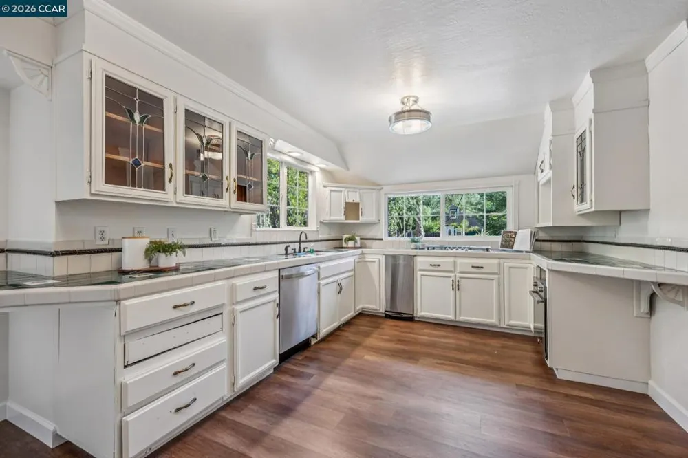 3386 Cowell Rd Concord, CA 94518