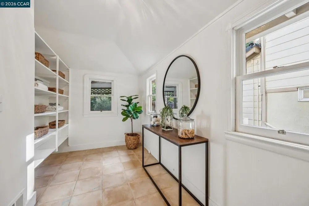 3386 Cowell Rd Concord, CA 94518