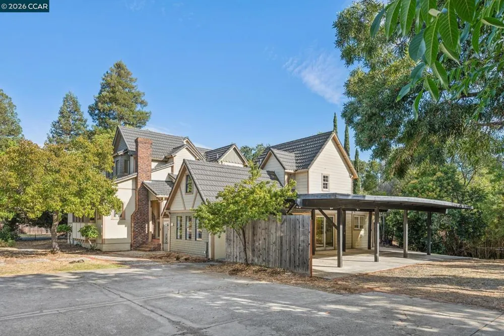 3386 Cowell Rd Concord, CA 94518