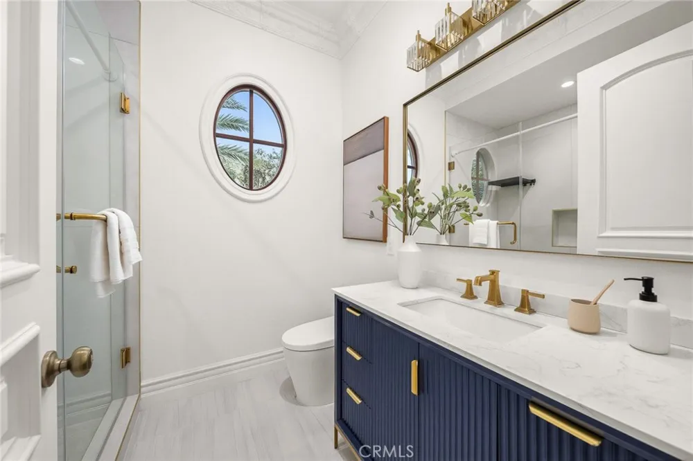 325 W Las Flores Avenue Arcadia, CA 91007