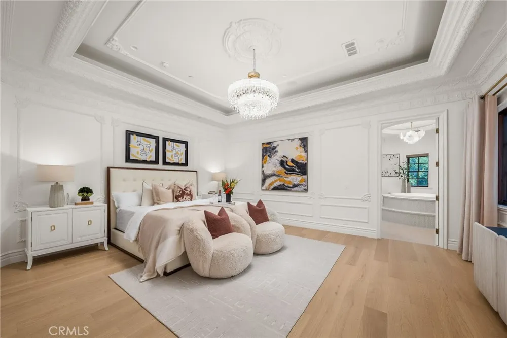 325 W Las Flores Avenue Arcadia, CA 91007
