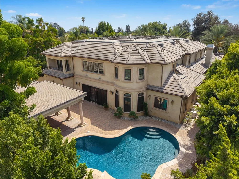 325 W Las Flores Avenue Arcadia, CA 91007