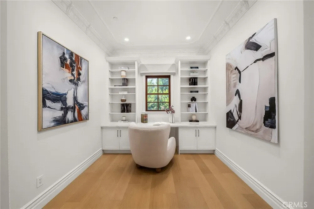 325 W Las Flores Avenue Arcadia, CA 91007