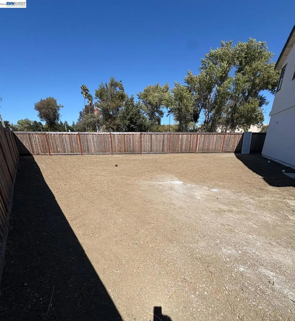 125 Creek View Cir Fairfield, CA 94533