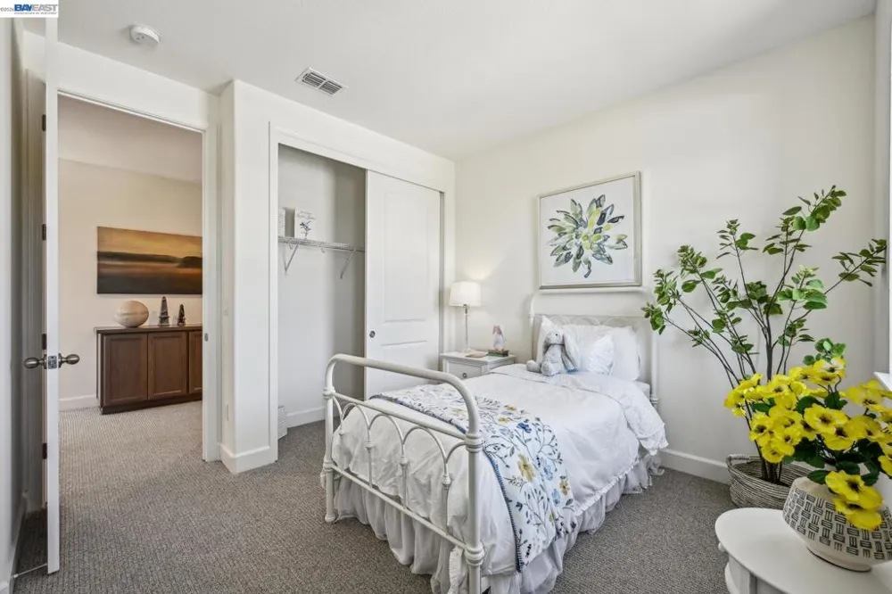 125 Creek View Cir Fairfield, CA 94533