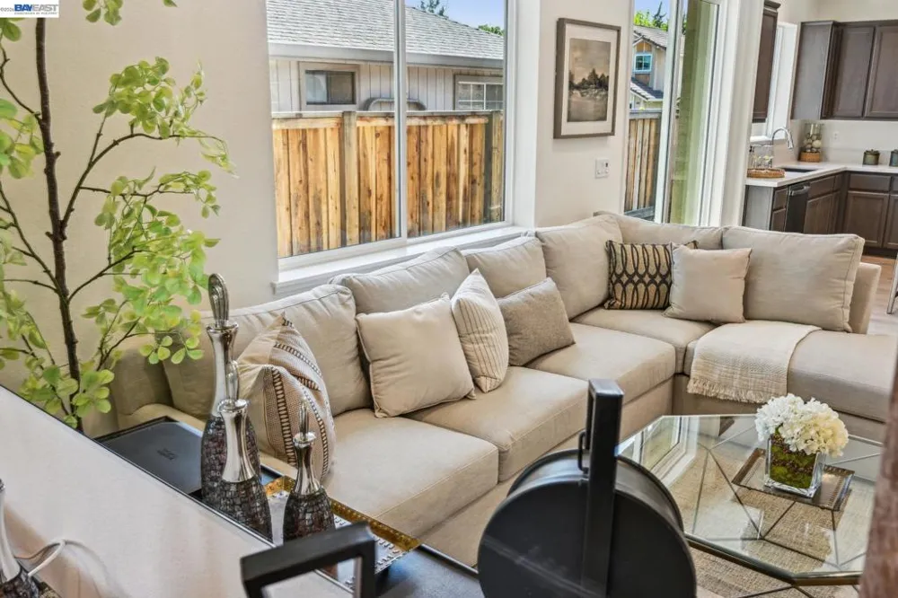 125 Creek View Cir Fairfield, CA 94533