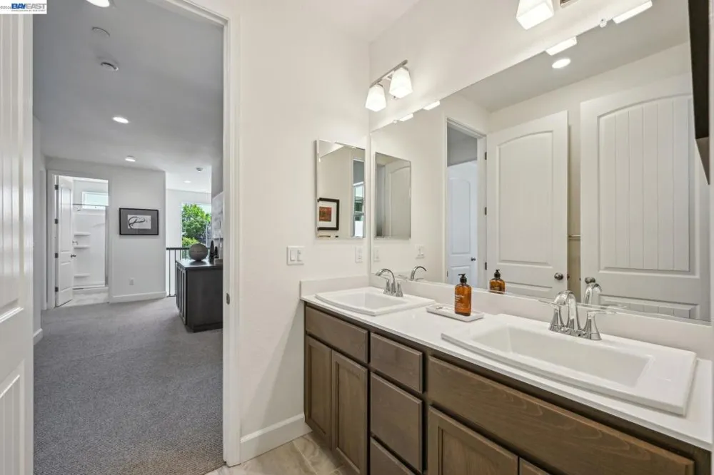 125 Creek View Cir Fairfield, CA 94533