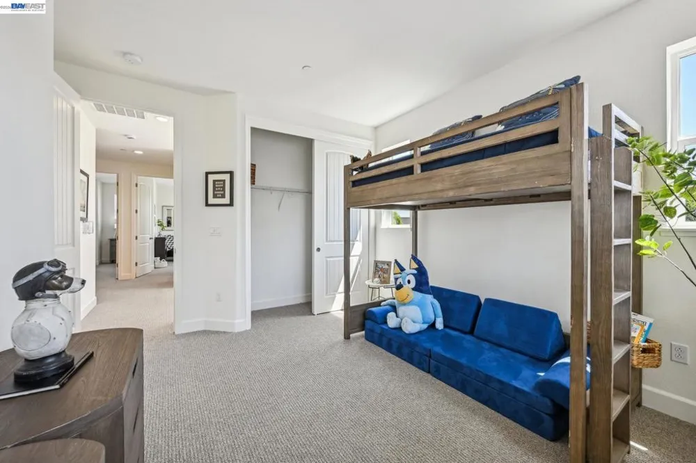 125 Creek View Cir Fairfield, CA 94533