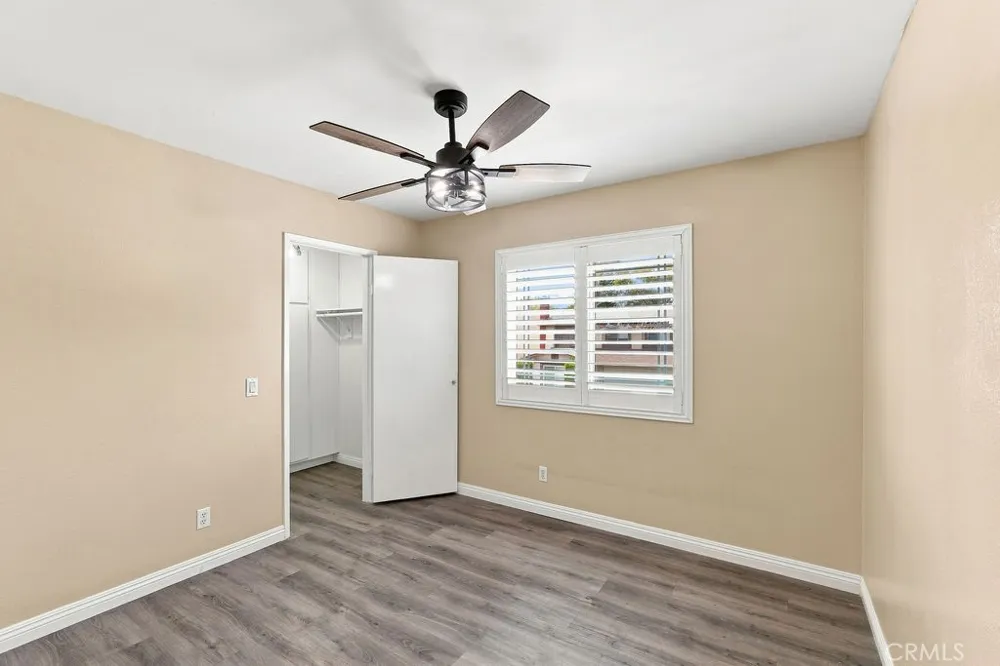 22031 Lanark Street Canoga Park, CA 91304