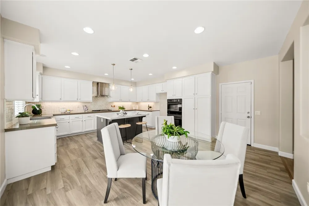 7908 Saddletree Court Eastvale, CA 92880