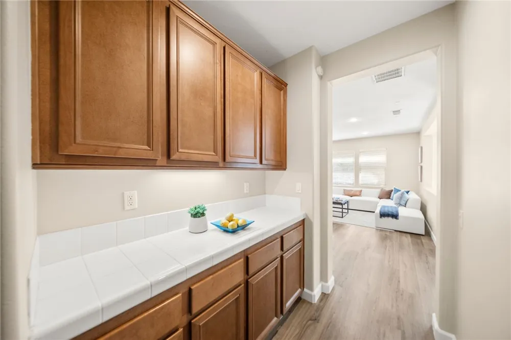 7908 Saddletree Court Eastvale, CA 92880