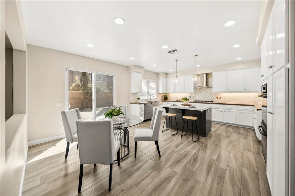 7908 Saddletree Court Eastvale, CA 92880