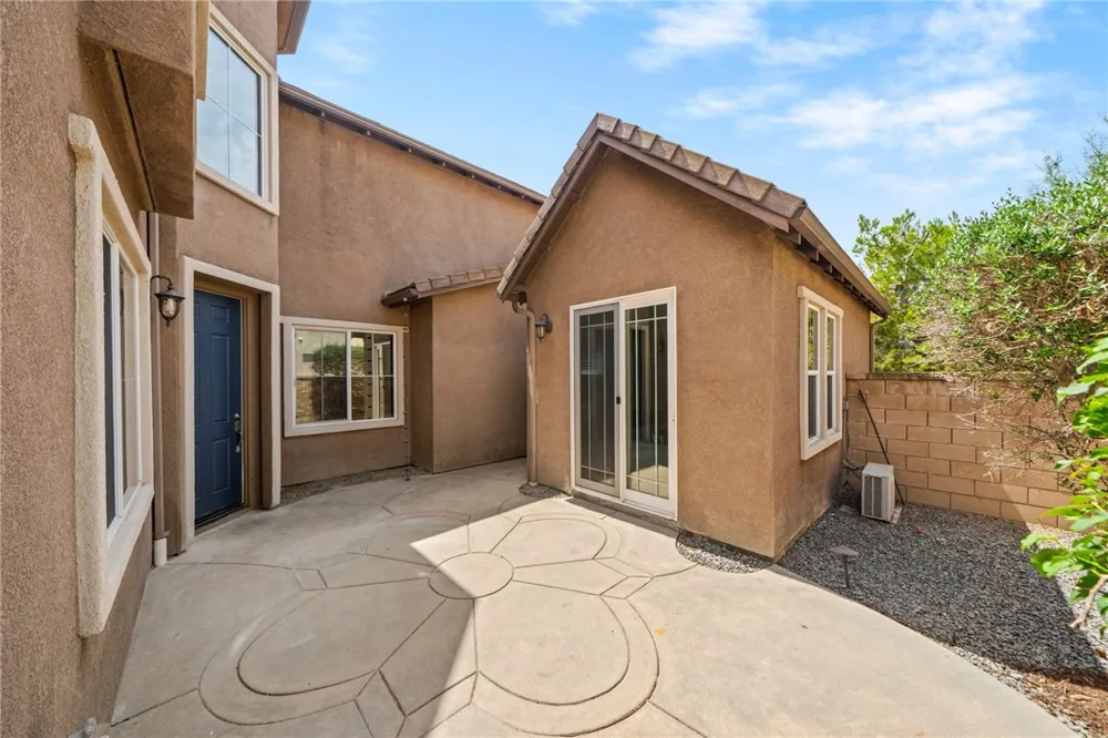 7908 Saddletree Court Eastvale, CA 92880