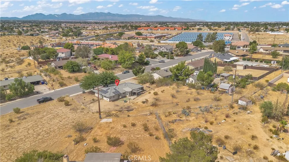 17014 Montecito Victorville, CA 92395