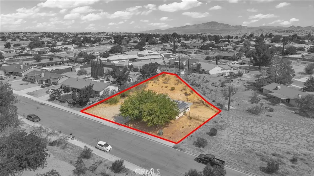 17014 Montecito Victorville, CA 92395