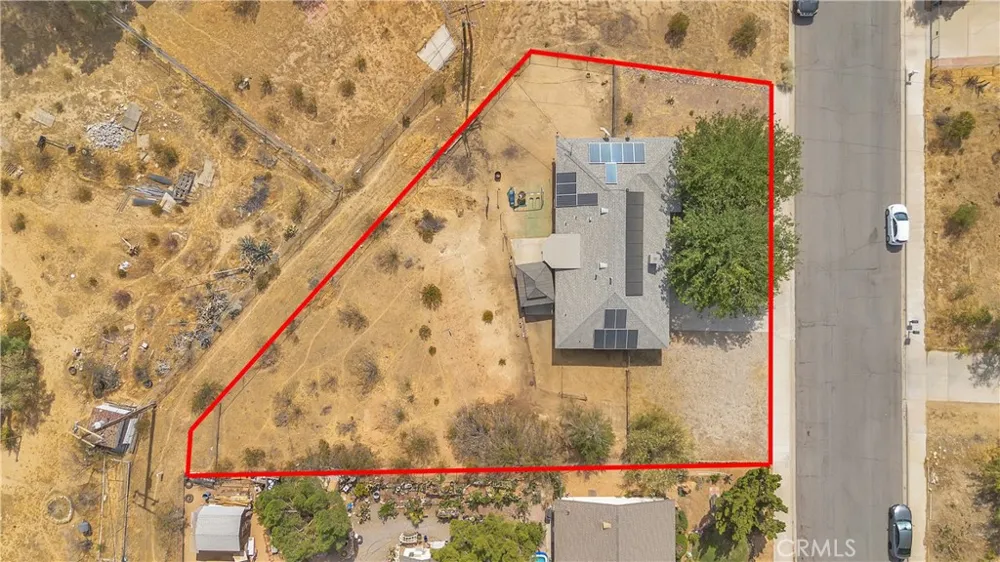 17014 Montecito Victorville, CA 92395