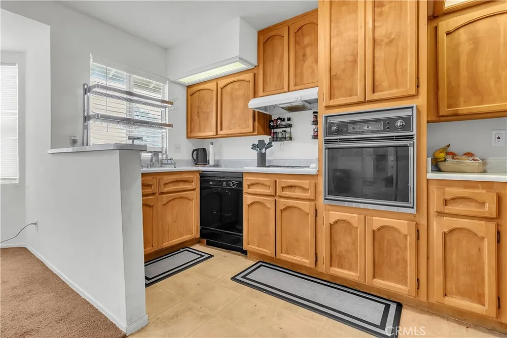 17014 Montecito Victorville, CA 92395