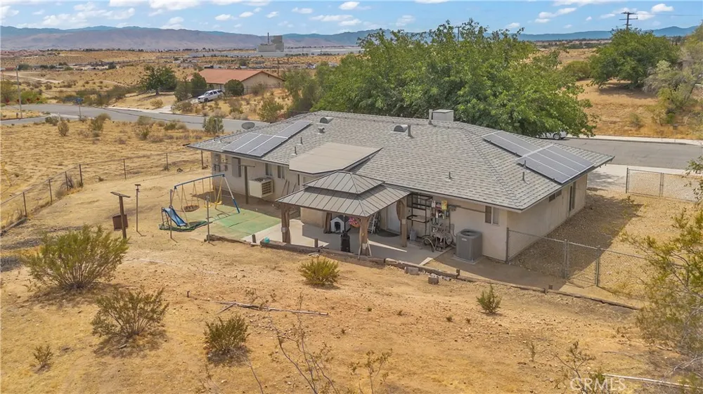17014 Montecito Victorville, CA 92395