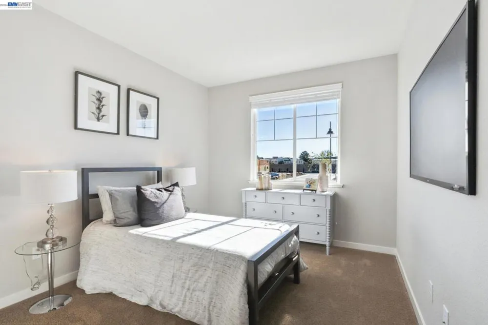 2408 Golden way Fairfield, CA 94533