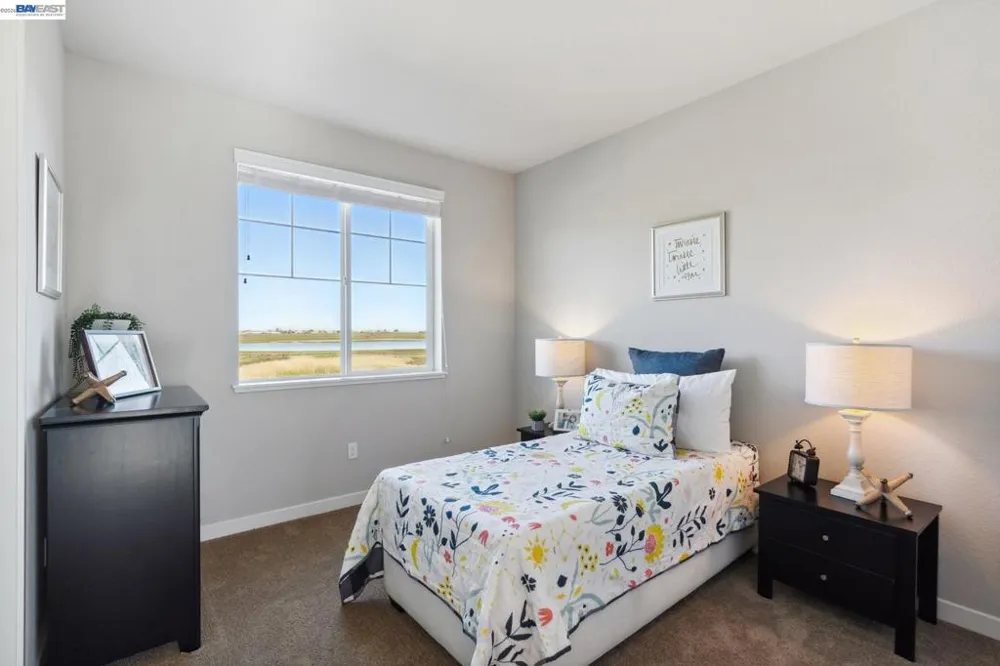 2408 Golden way Fairfield, CA 94533
