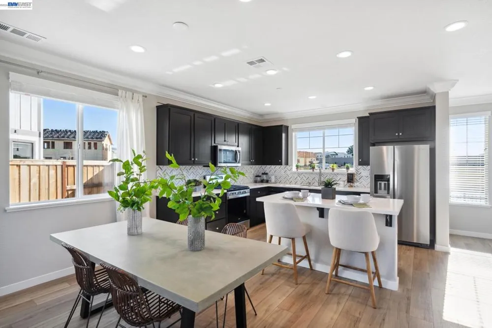 2408 Golden way Fairfield, CA 94533