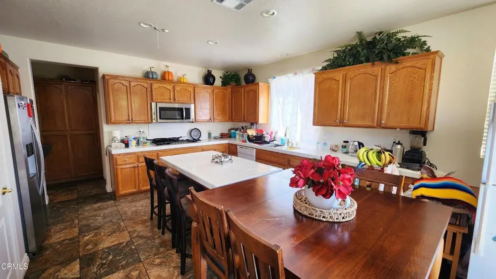 1361 Domingo Place Oxnard, CA 93030