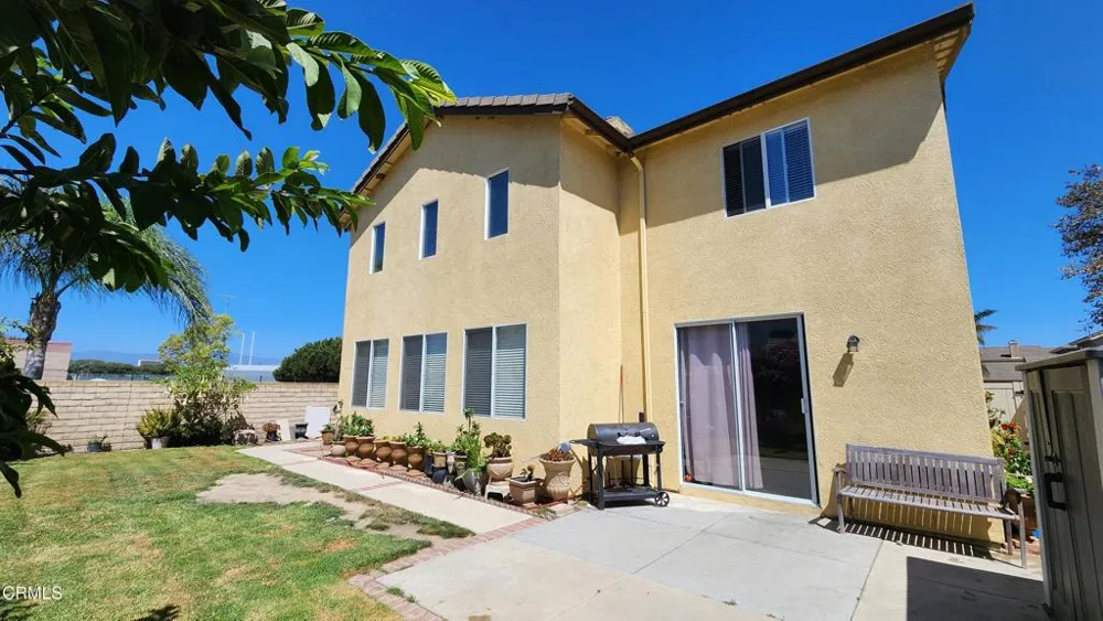 1361 Domingo Place Oxnard, CA 93030
