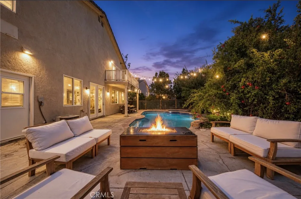 26518 Swan Lane Canyon Country, CA 91387