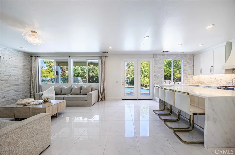 26518 Swan Lane Canyon Country, CA 91387