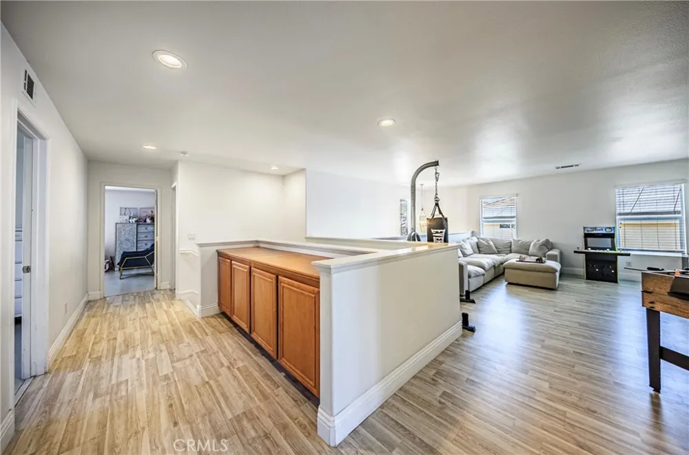 26518 Swan Lane Canyon Country, CA 91387