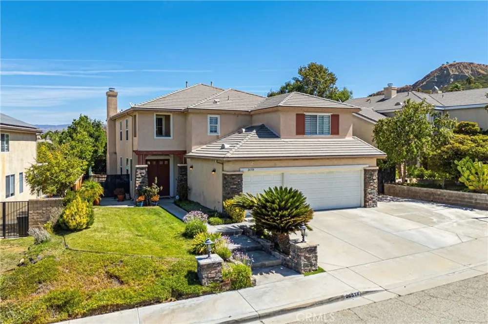 26518 Swan Lane Canyon Country, CA 91387