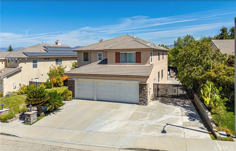 26518 Swan Lane Canyon Country, CA 91387
