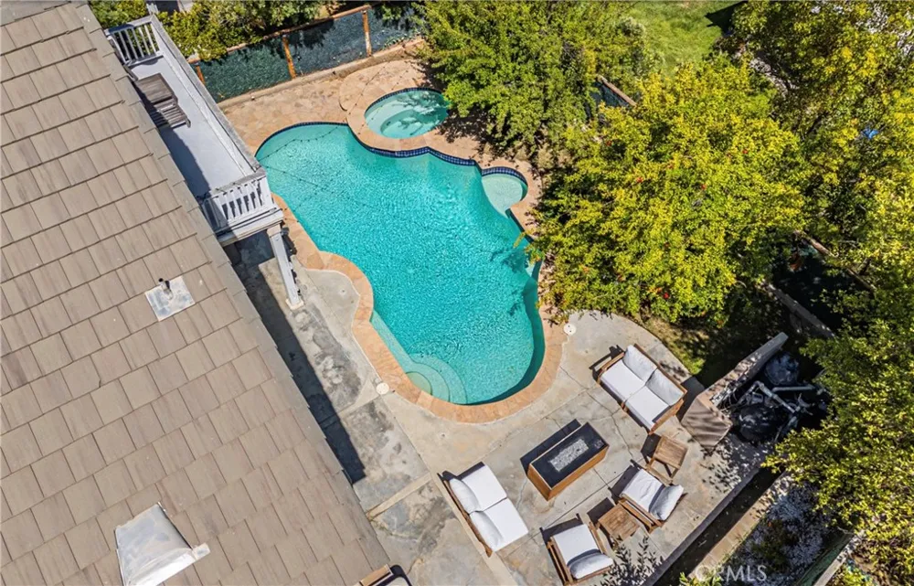 26518 Swan Lane Canyon Country, CA 91387