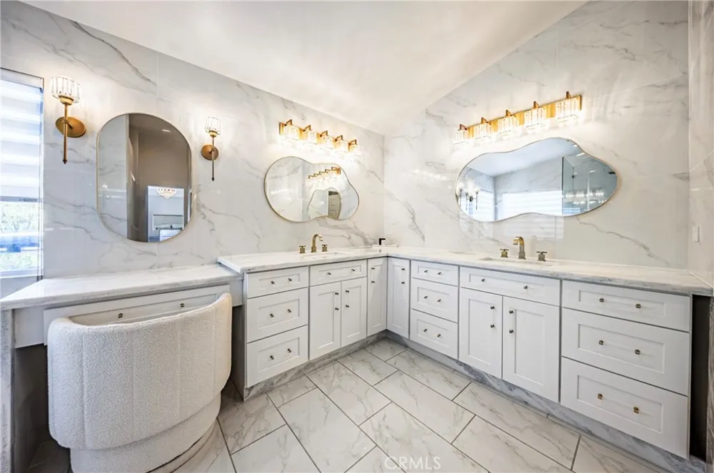 26518 Swan Lane Canyon Country, CA 91387