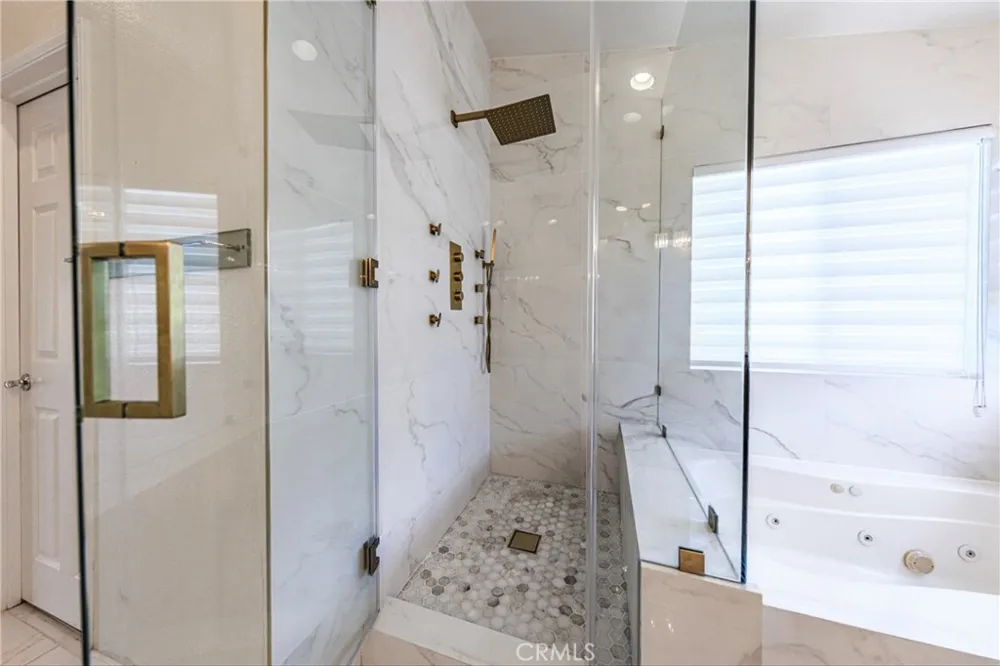 26518 Swan Lane Canyon Country, CA 91387