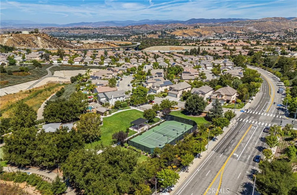 26518 Swan Lane Canyon Country, CA 91387