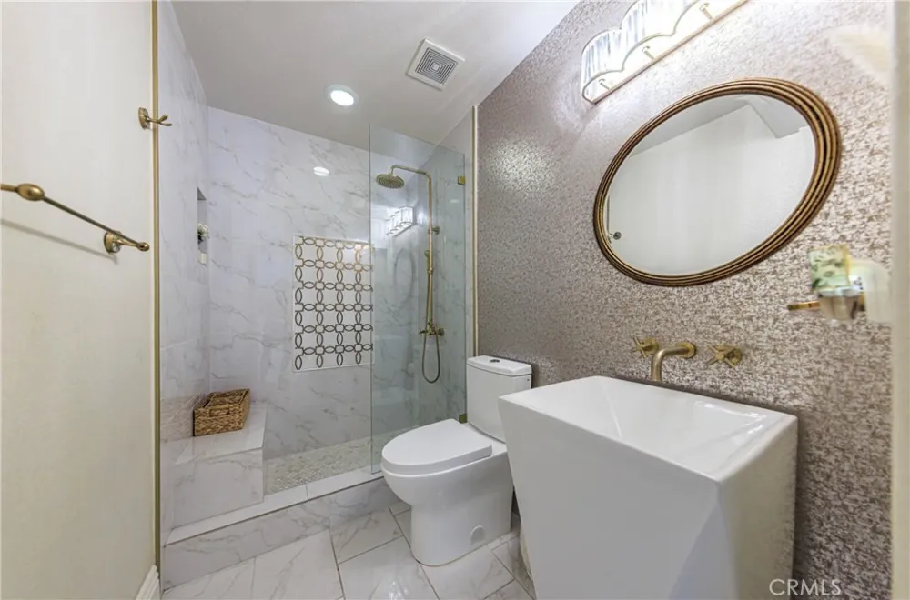 26518 Swan Lane Canyon Country, CA 91387