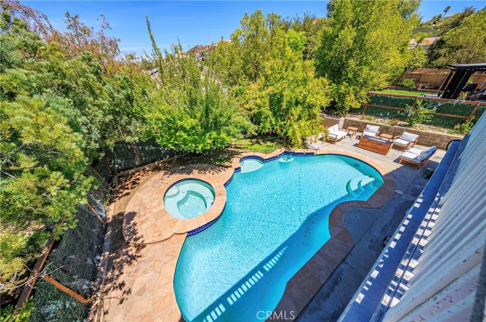26518 Swan Lane Canyon Country, CA 91387