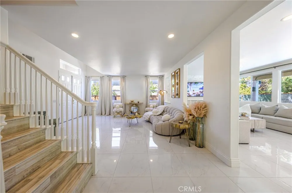 26518 Swan Lane Canyon Country, CA 91387