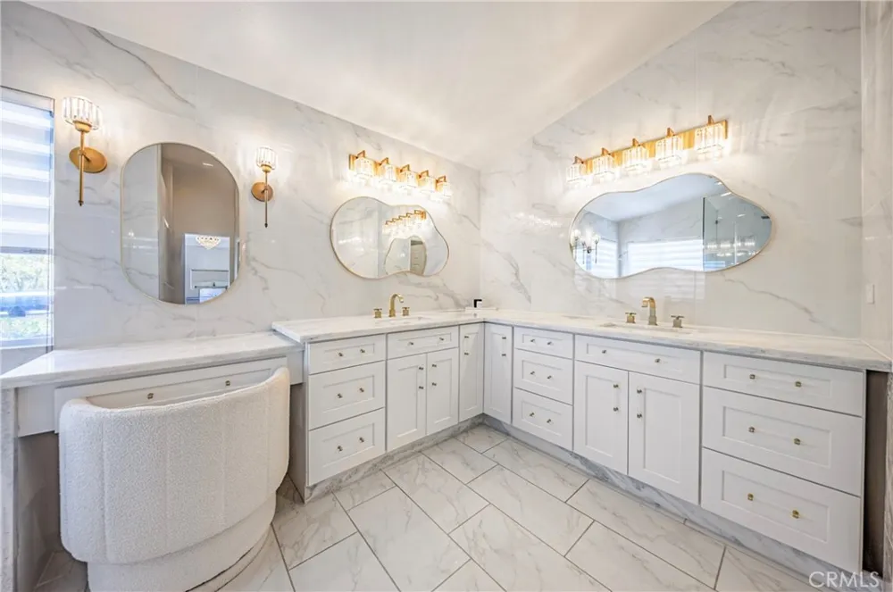 26518 Swan Lane Canyon Country, CA 91387
