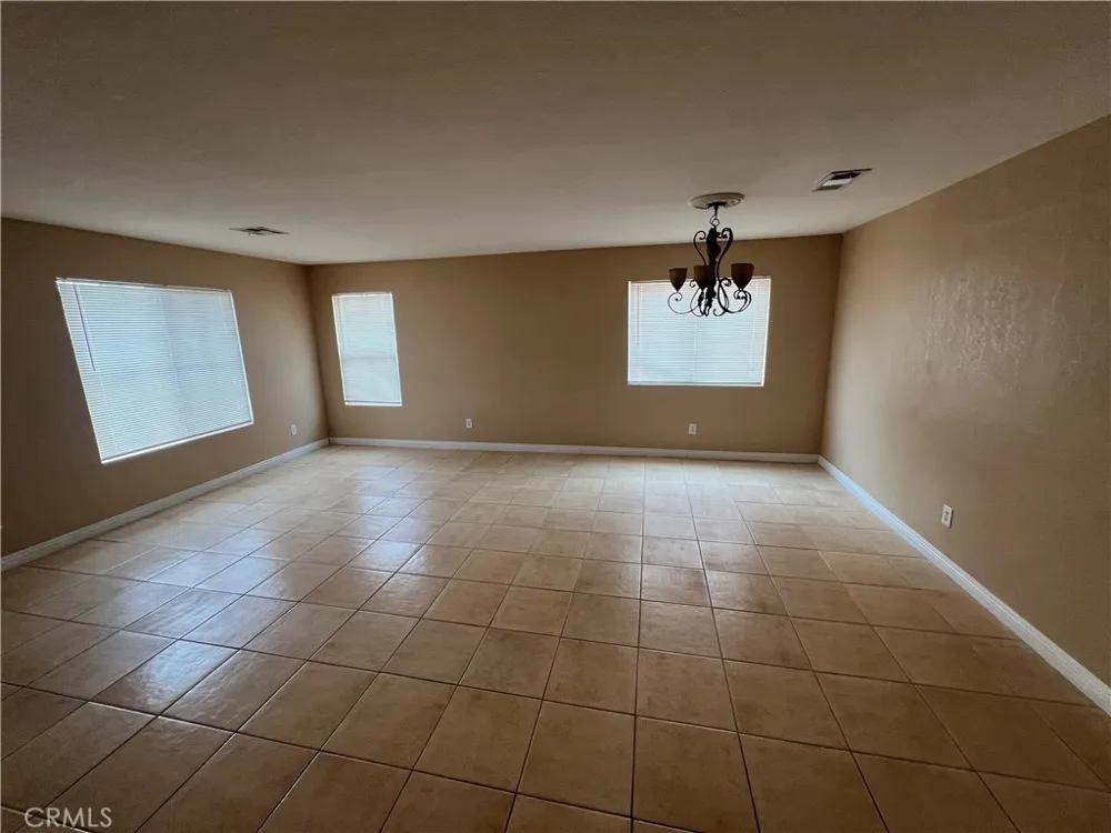 2920 Tumbleweed Palmdale, CA 93550