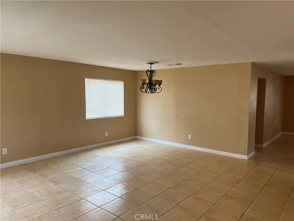 2920 Tumbleweed Palmdale, CA 93550