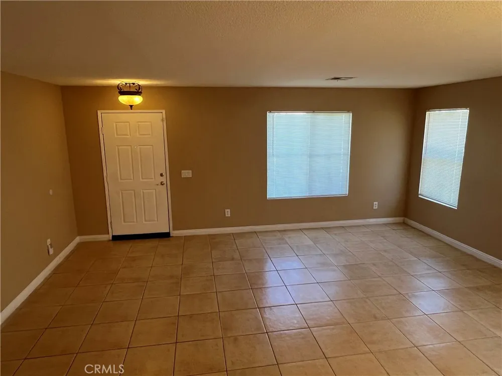 2920 Tumbleweed Palmdale, CA 93550