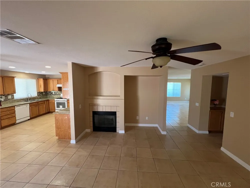 2920 Tumbleweed Palmdale, CA 93550