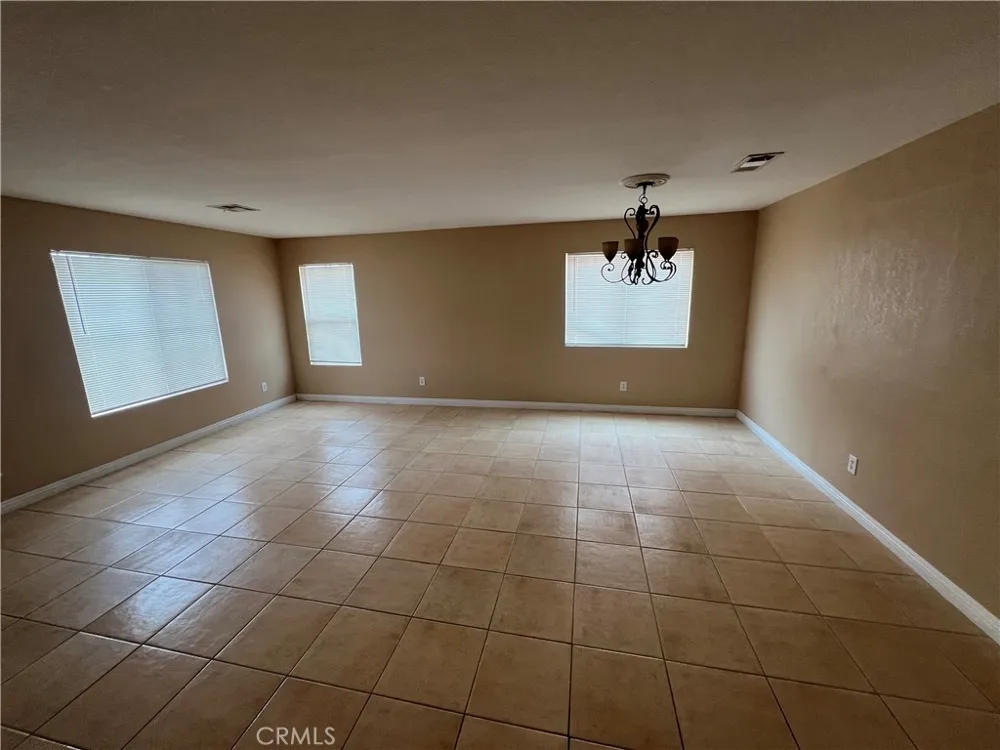 2920 Tumbleweed Palmdale, CA 93550